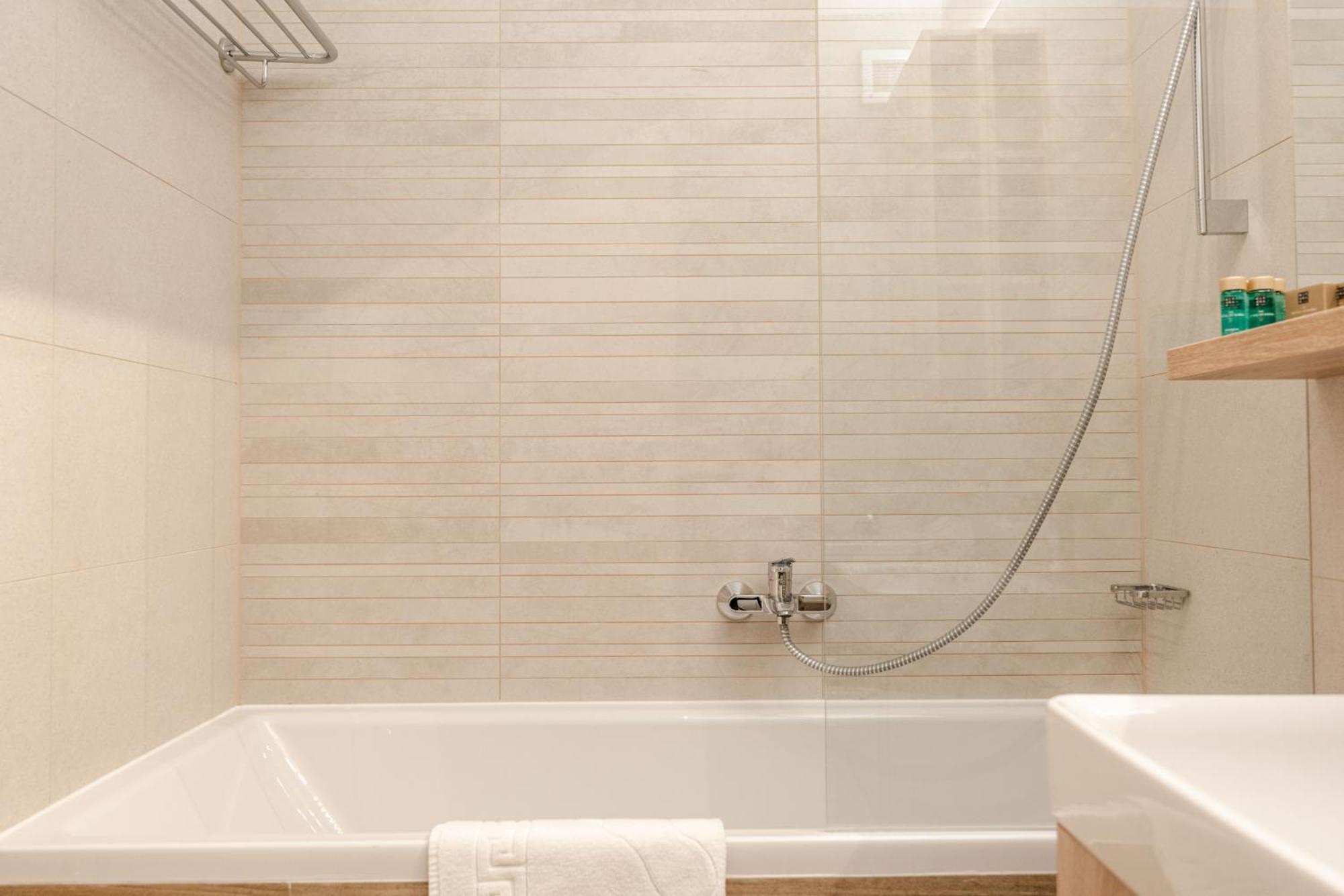 Apart B&V 701 Coresi - Luxury Mountain Haven Brassó Kültér fotó